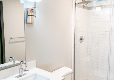 Spacious Bathroom with Modern Finishes at Merchants Plaza Apartments